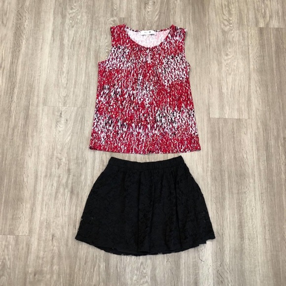 Forever 21 Women's Black Lace Overlay Pull On Elastic Waist A-Line Skirt sz S - Picture 3 of 3